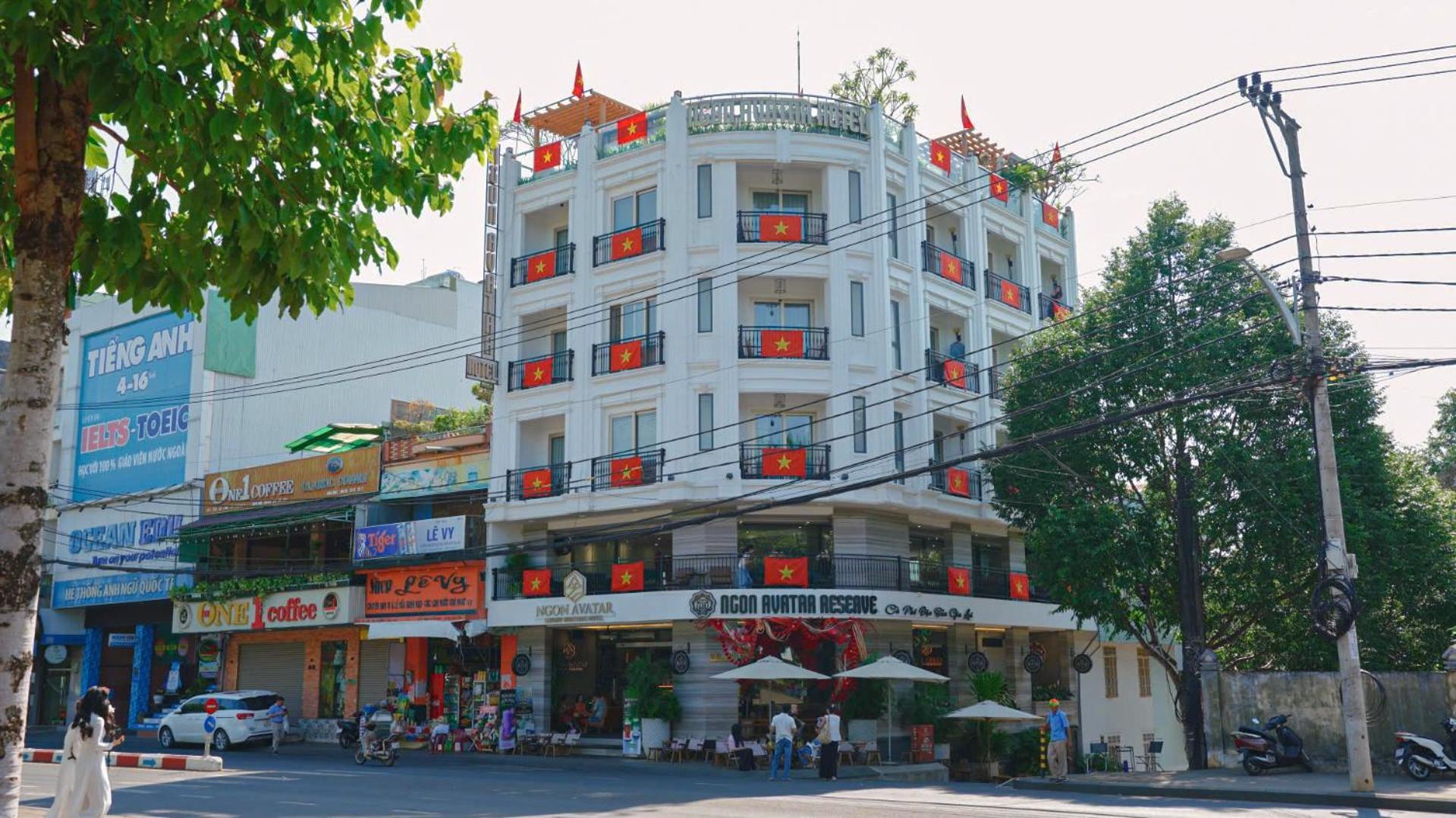 Ngon Avatar Hotel Pleiku Exterior foto